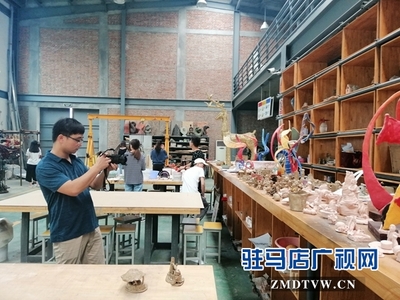 黃淮學院攝影作品首次入選第十二屆中國藝術節